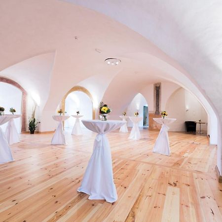 Burghotel Schlaining Stadtschlaining Екстер'єр фото