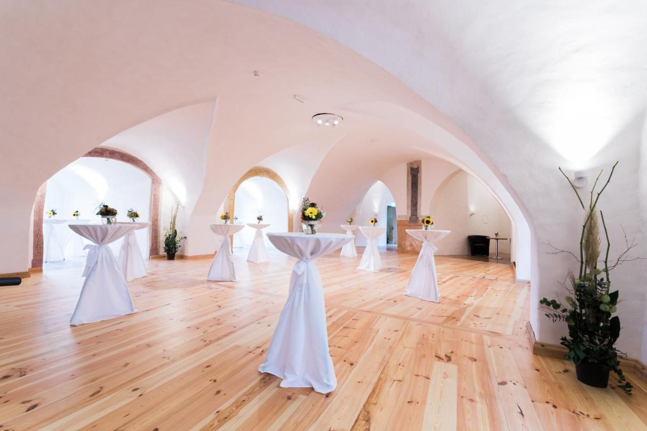 Burghotel Schlaining Stadtschlaining Екстер'єр фото